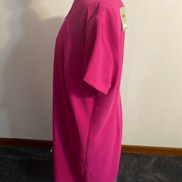 Ann Taylor Pink dress with lace, size 18 - Picture 2 of 4